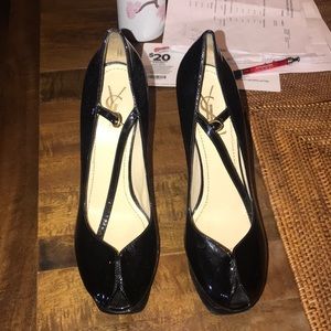 Yves Saint Laurent Heels